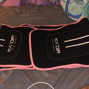 Keyshia Kaoir waist trainer small/medium